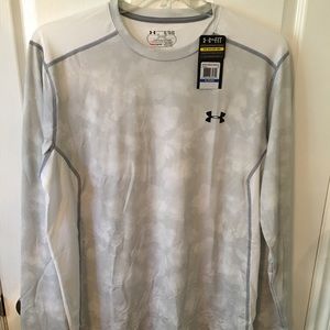 NWT Under Armour Fitted Long Sleeve HeatGear Shirt